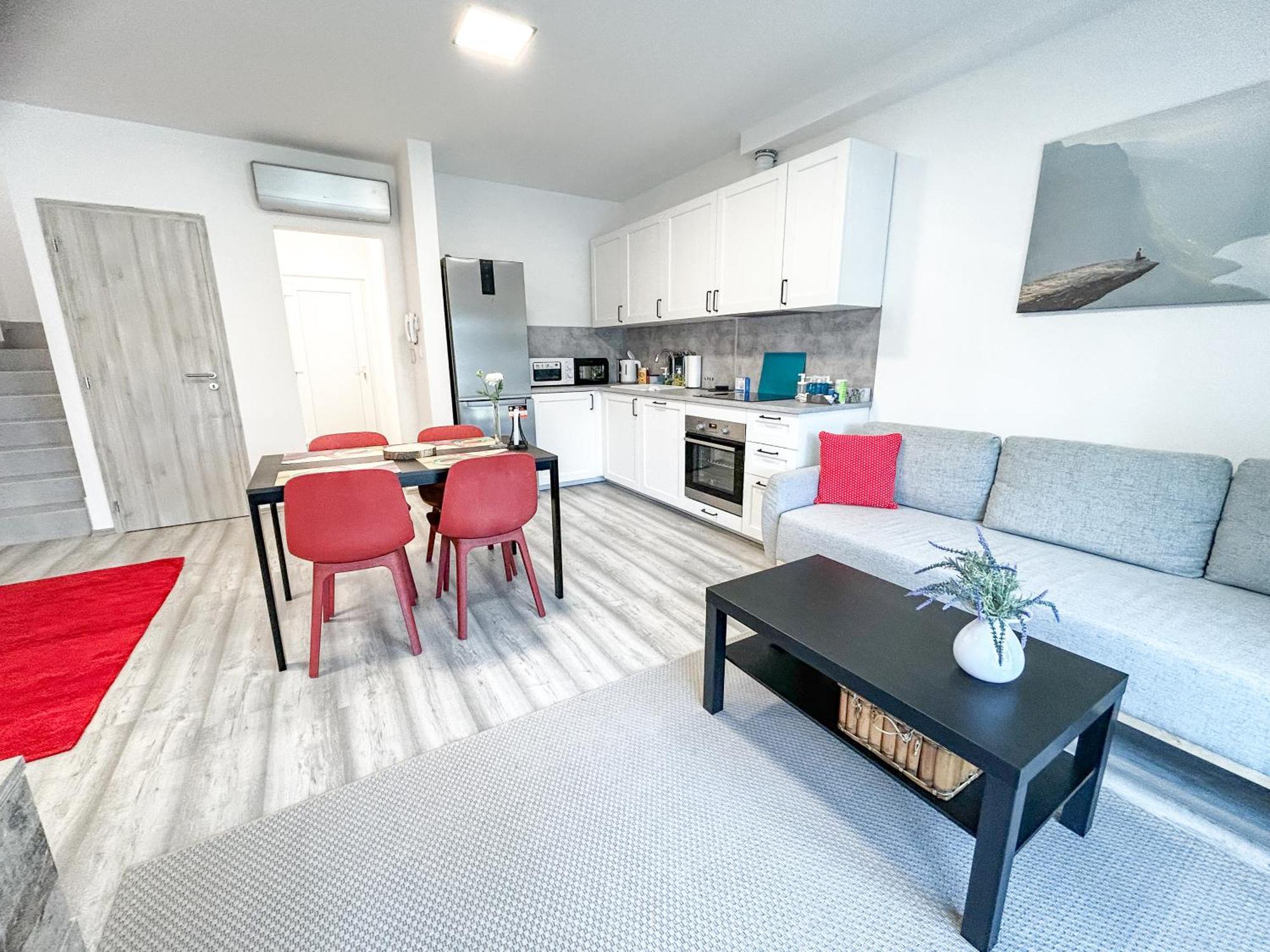 Komfort Bursport Bt. Haz Holiday home Balatonfenyves